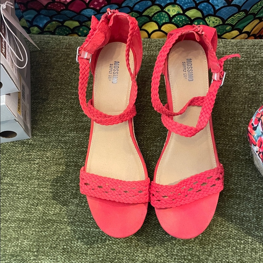 Mossimo Sandle Wedges